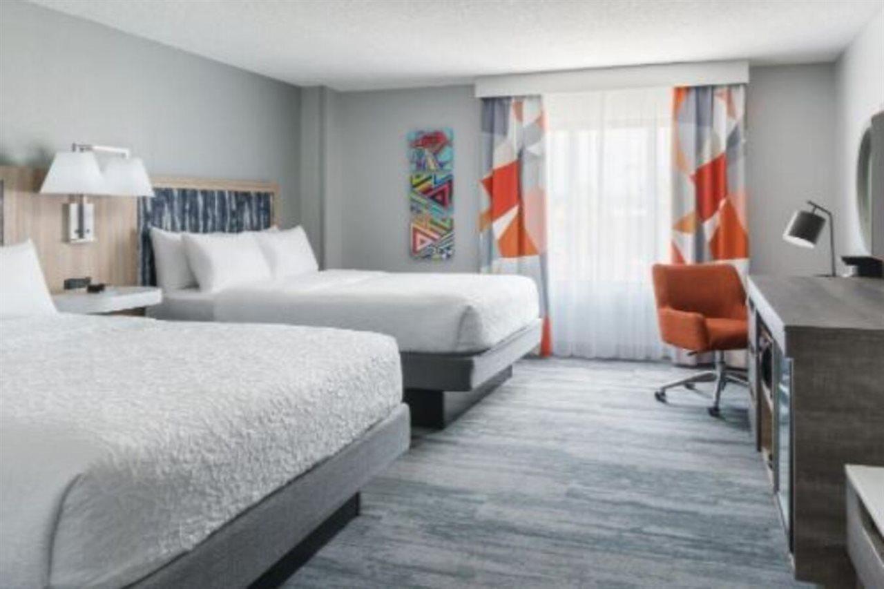 Hampton Inn & Suites Tampa Ybor City Downtown Bagian luar foto