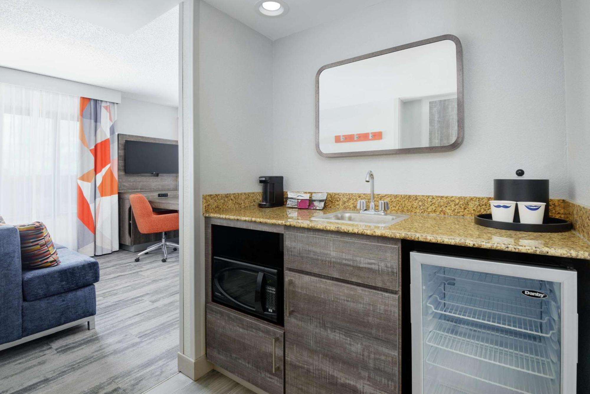 Hampton Inn & Suites Tampa Ybor City Downtown Bagian luar foto